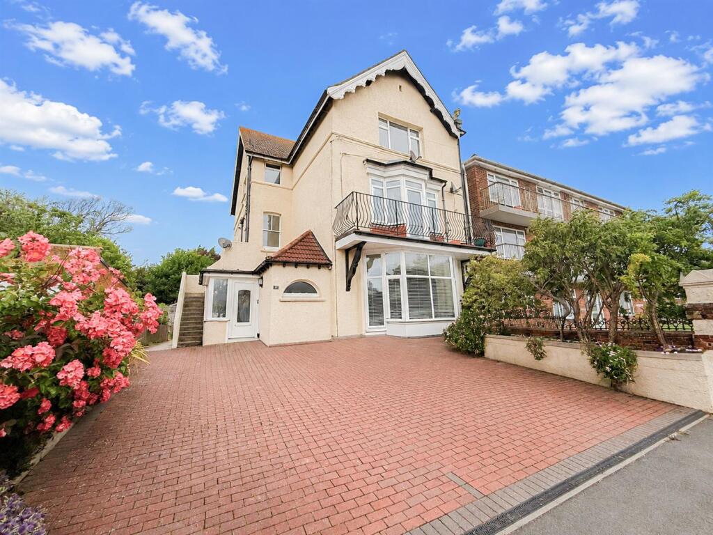 Main image of property: Magdalen Road, Bexhill, TN40 1SB