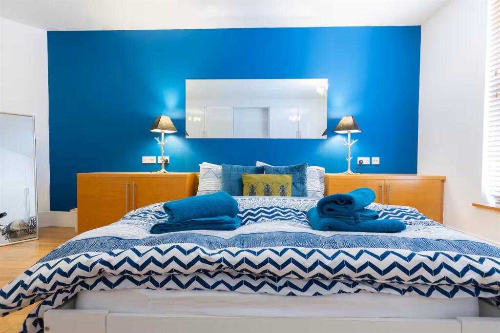 Apartment in Leeds - View 4
