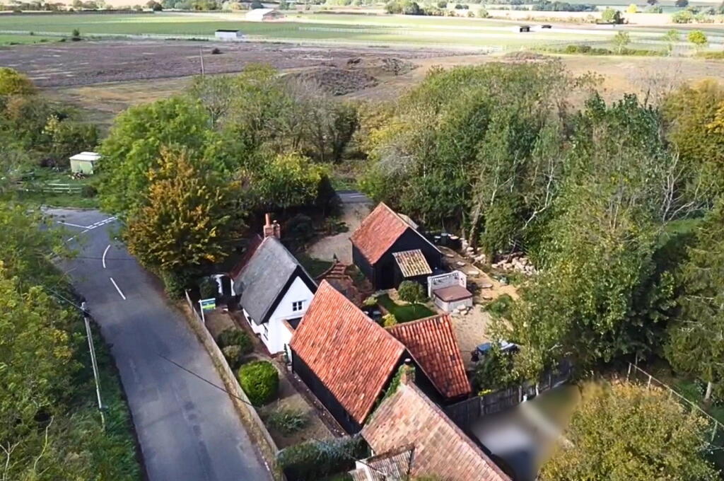 4-bed detached on Keysoe Road West, Keysoe, Bedfordshire, £625,000