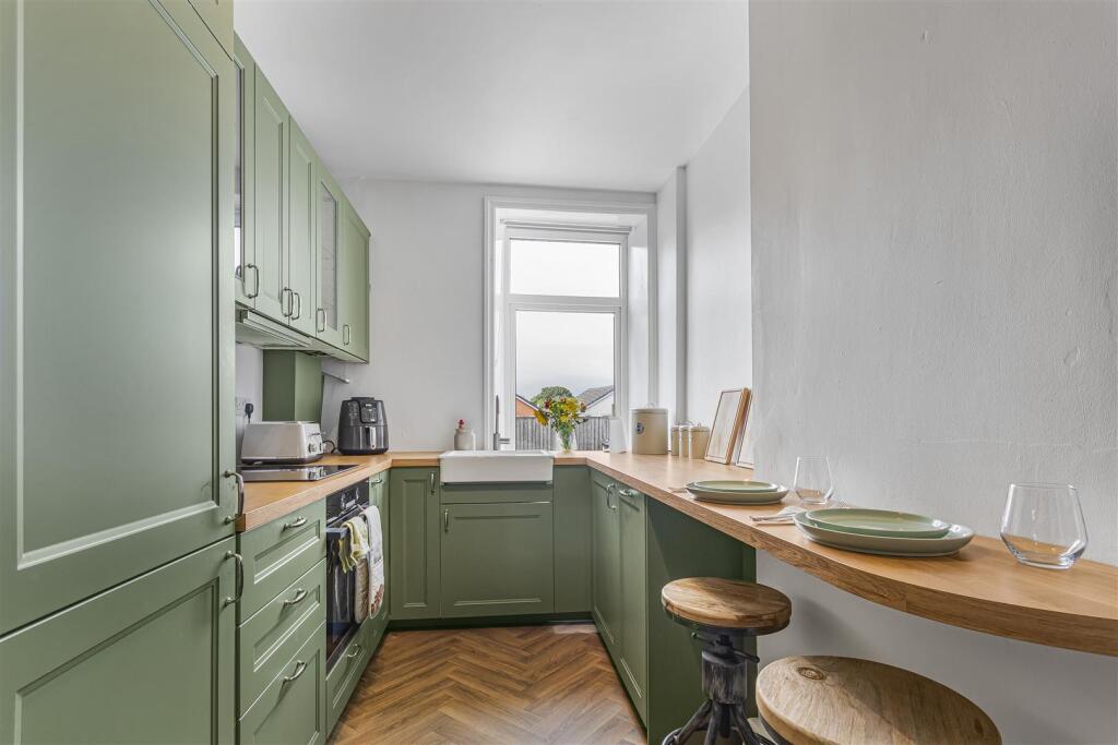 House in Leeds - View 4