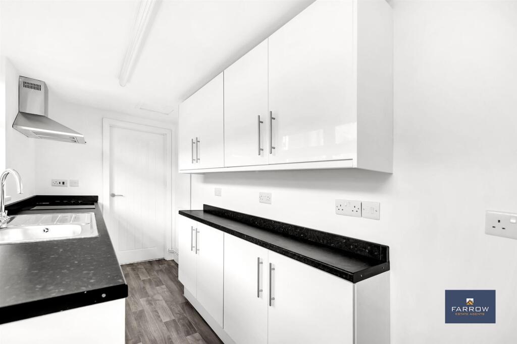 House in Grimsby, West Marsh - View 3