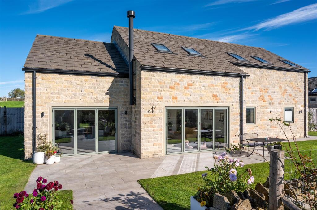 House in Calderdale, West Yorkshire - View 5