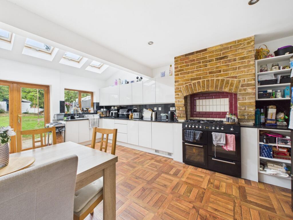 Vincent Close, Corringham, SS17 photo 3