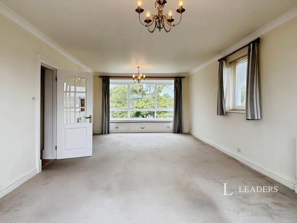 Apartment in Cheltenham, Warden Hill, Lansdown - View 5
