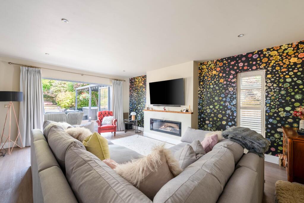 House in Northampton - View 3