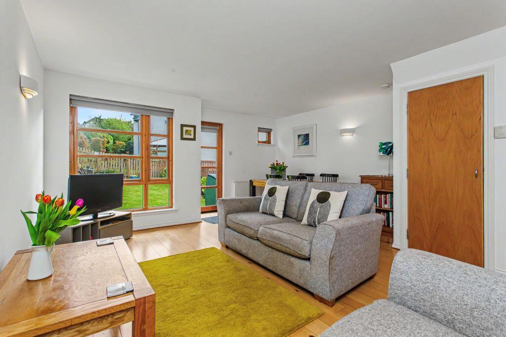 House in Lochwinnoch, Renfrewshire - View 2