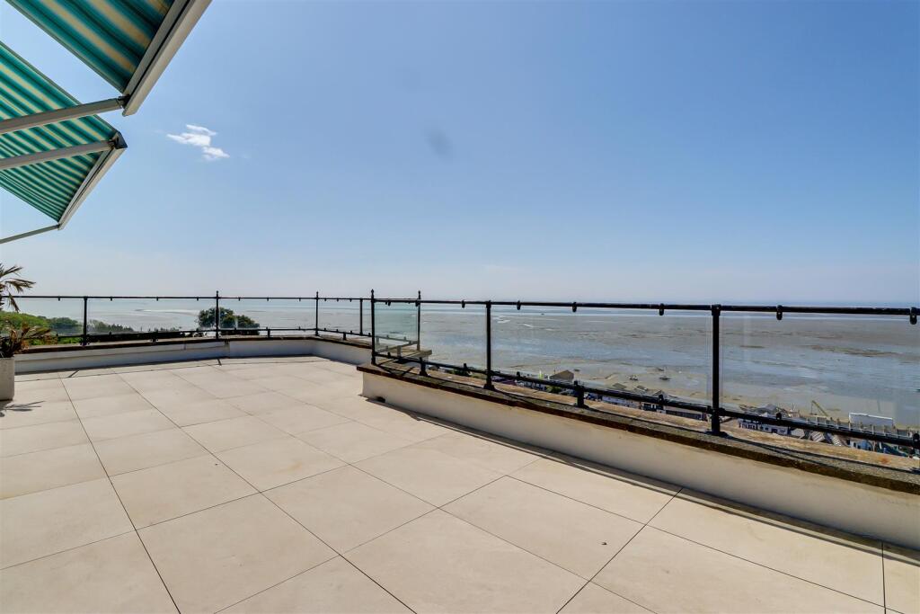 Main image of property: Broadway West, Leigh-on-Sea