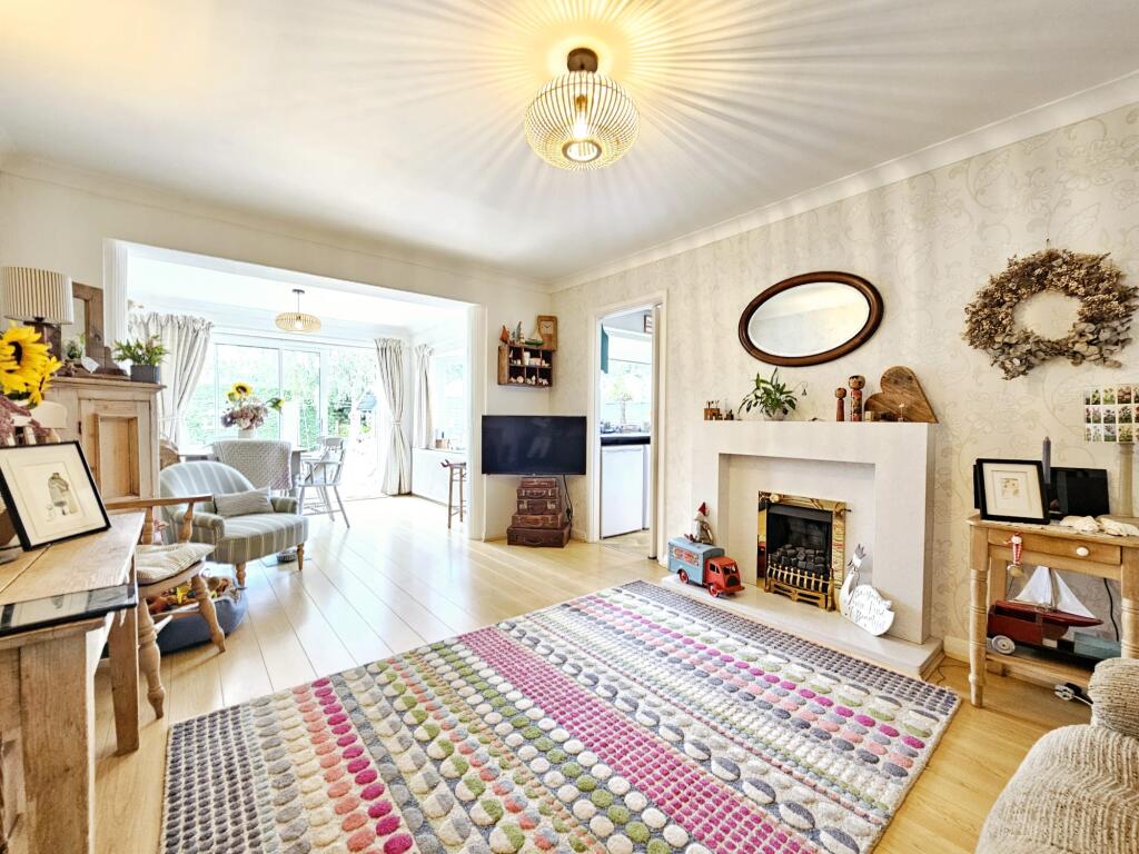 Lacey Avenue, Seamer, Scarborough, North Yorkshire photo 2