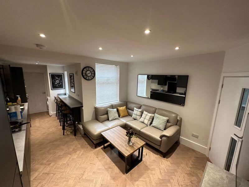 House in Nottingham - View 2