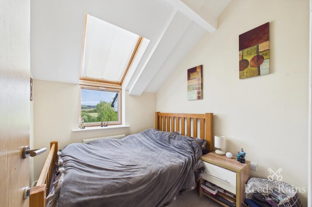 Apartment in Preston - View 5