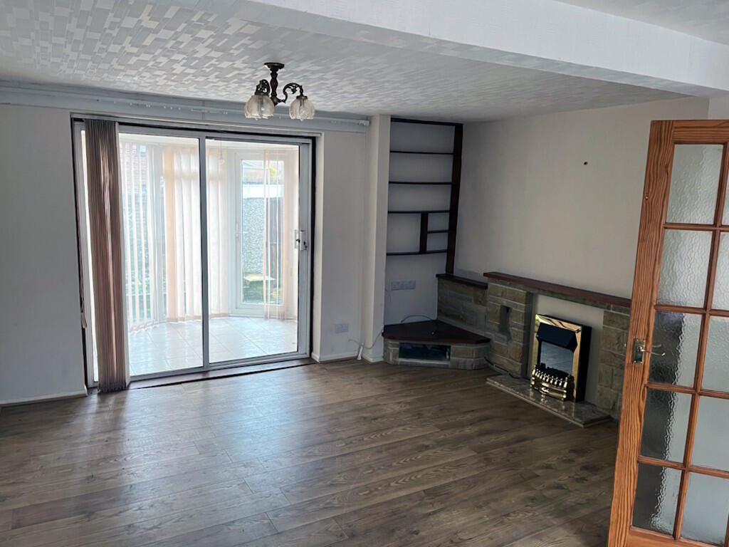 Mornington Cresent, Mackworth photo 2