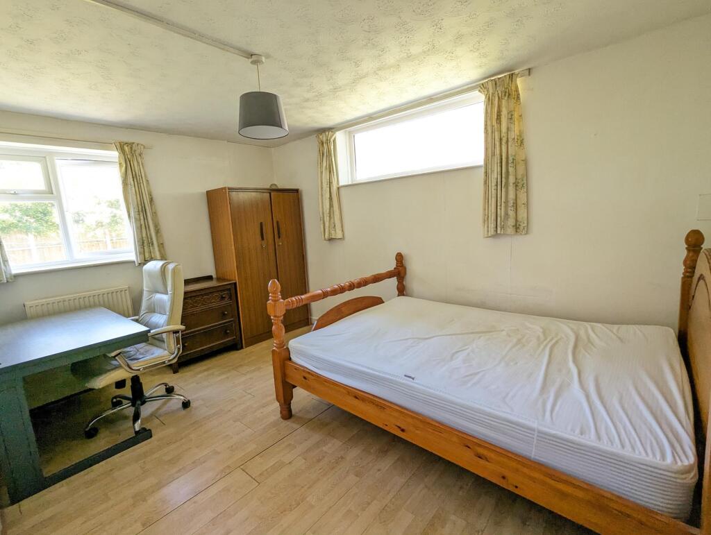 Main image of property: Earlham Road, NORWICH