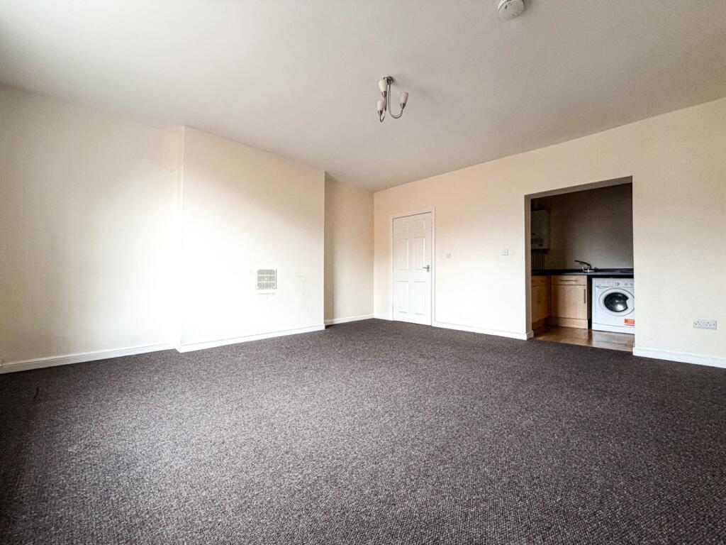 Apartment in Bridgwater, Eastover, Somerset - View 3