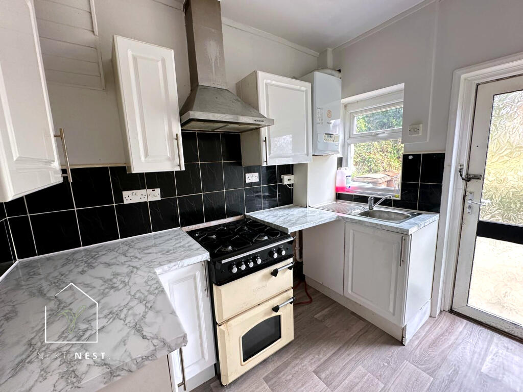 House in Oldham - View 5