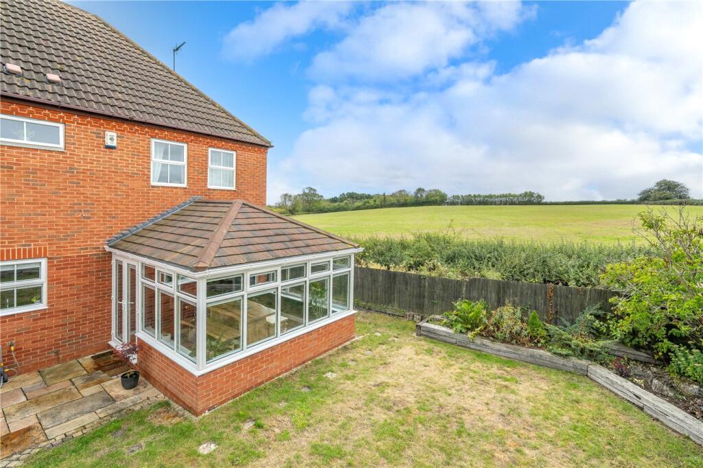 House in South Kesteven, Thurlby - View 3