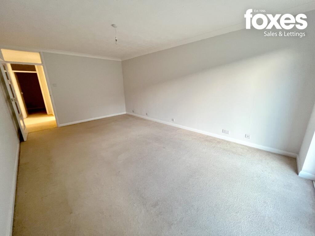 Apartment in Bournemouth - View 3