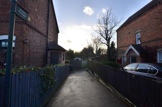 Footpath Access to Land