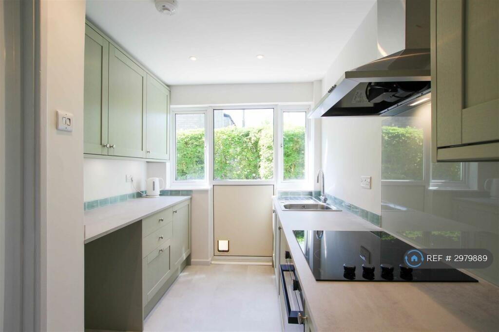 House in Cambridge, Cherry Hinton - View 5