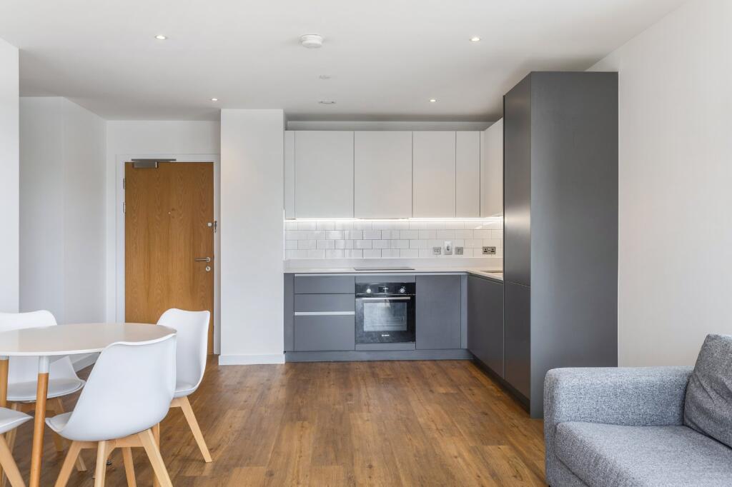 Apartment in Manchester - More