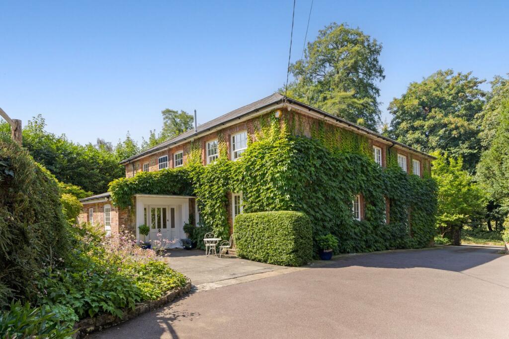 House in Tonbridge - View 4