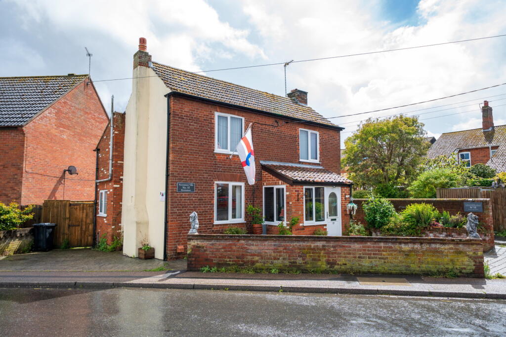 Main image of property: Ravensmere, Beccles, NR34 9DH
