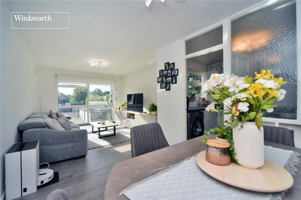 Main image of property: Chanctonbury Gardens, Sutton, SM2