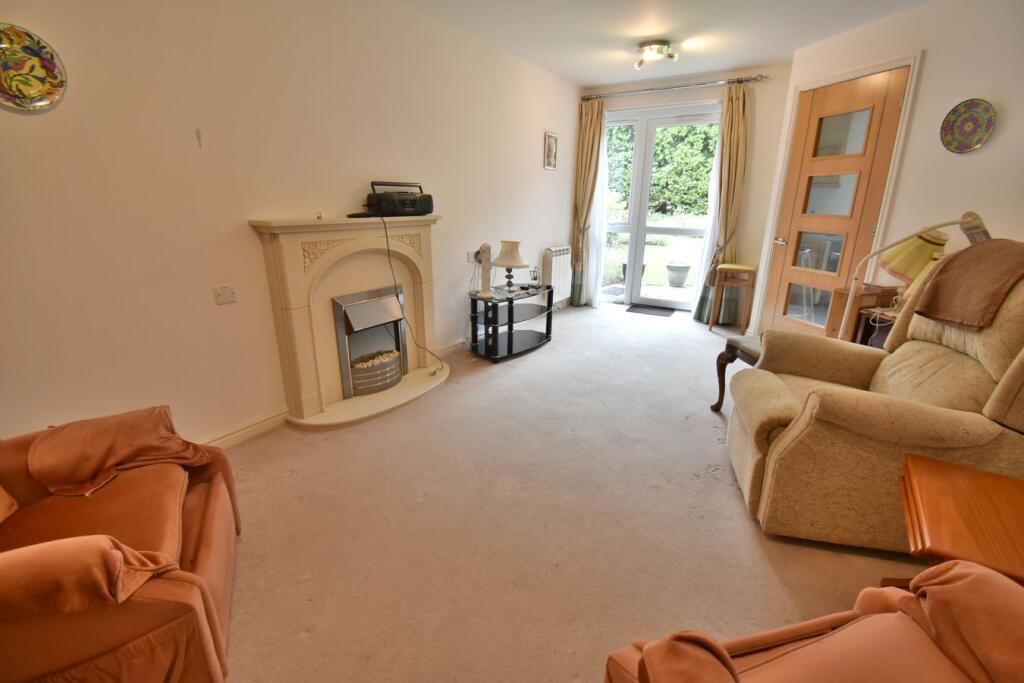 Apartment in Ferndown - View 4