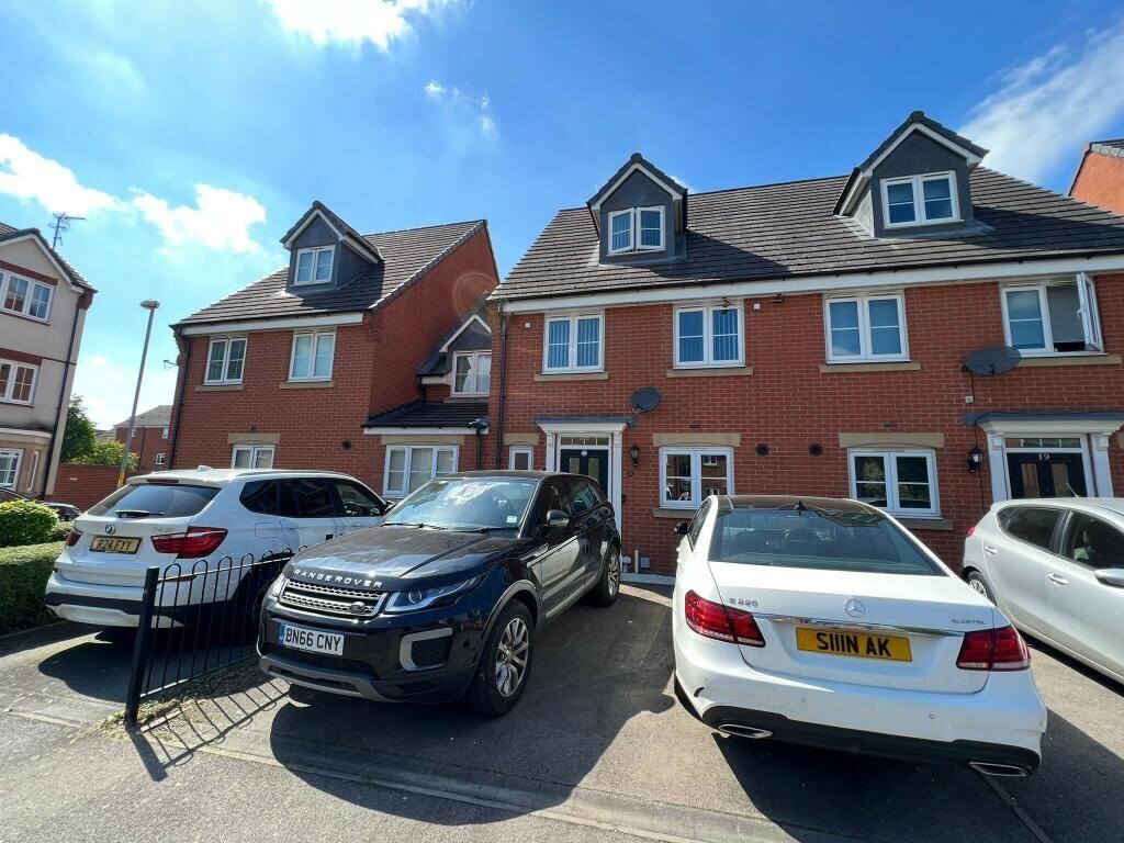 4 bedroom town house for rent