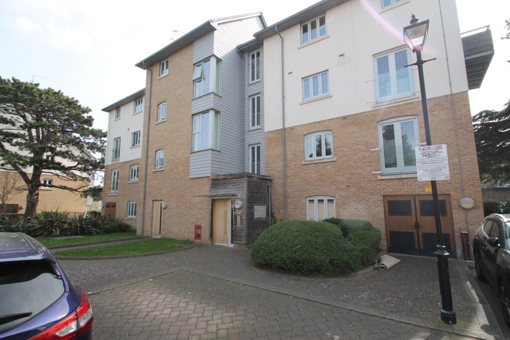 Main image of property: New Mossford Way, Barkingside, IG6