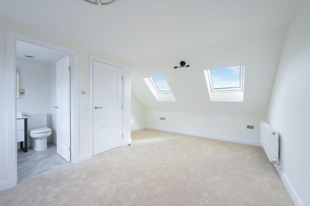 House in Kingston upon Thames - View 5
