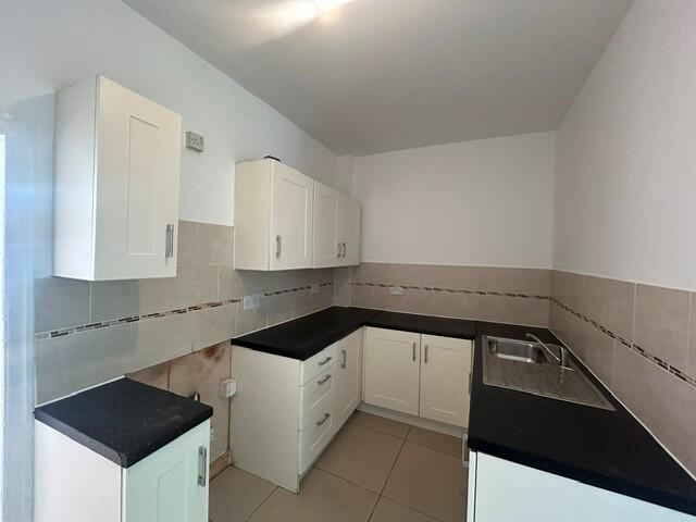 House in Knowsley, Liverpool City Region - View 4