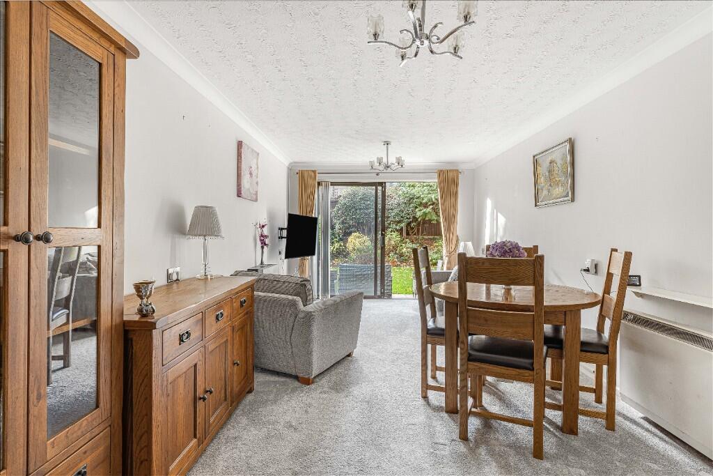 Apartment in London - View 5