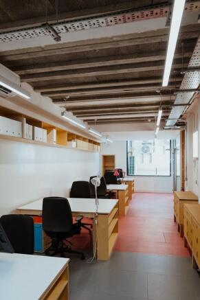 desk area basement - pic 2.jpg