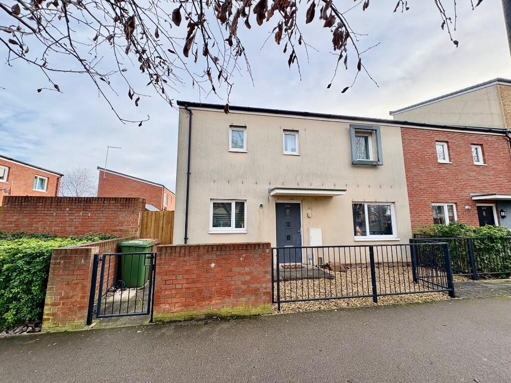 2-bed terraced on London Road, Hempsted, Peterborough, Cambridgeshire, PE7, £215,000