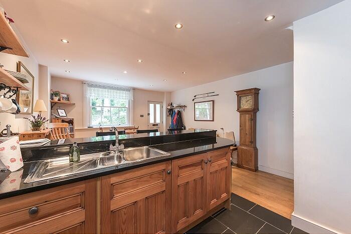 3 bedroom cottage for rent