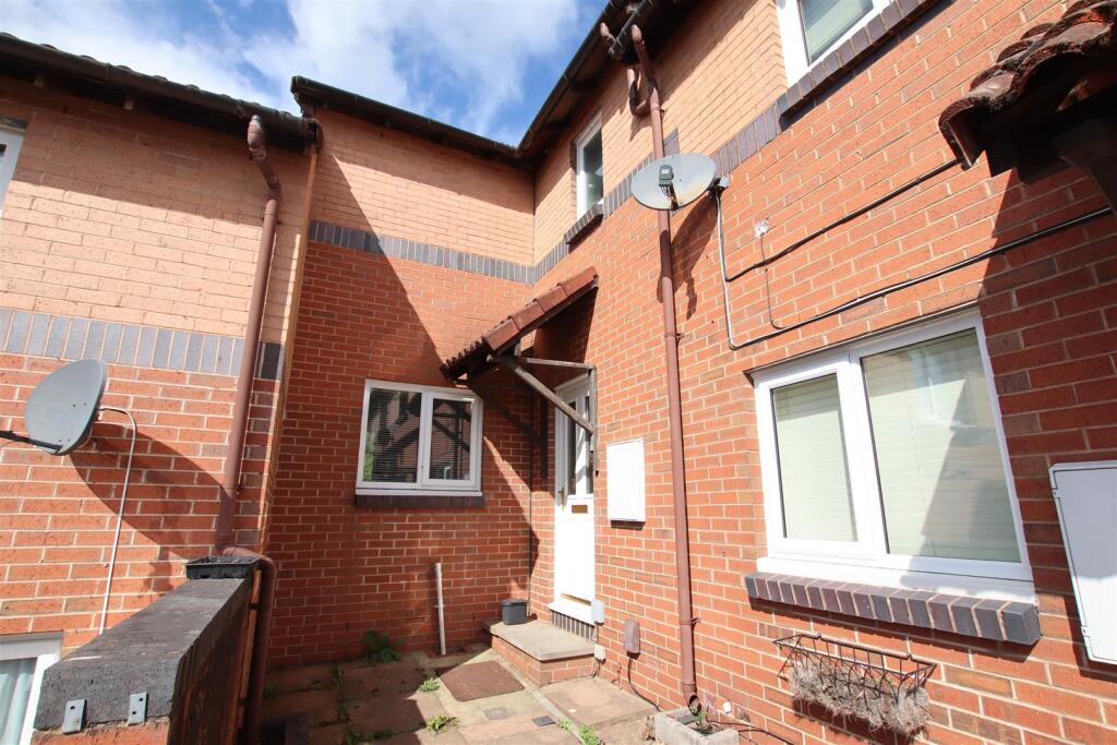 Main image of property: Farm Hill, Ewick, Exeter