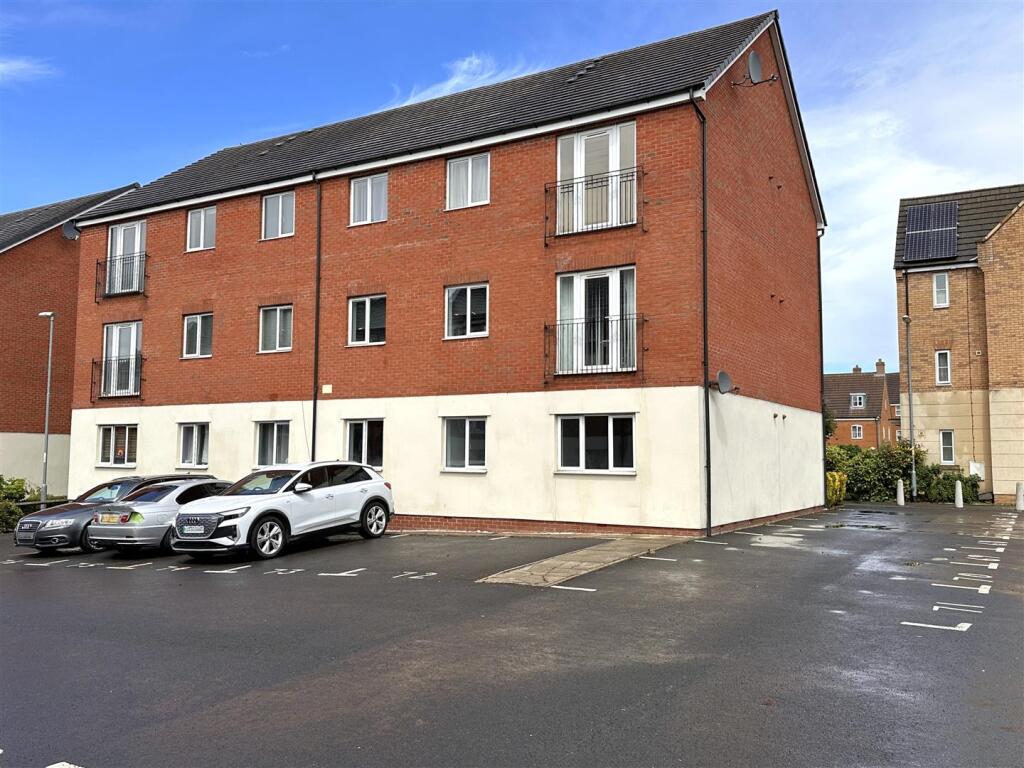 Apartment in South Kesteven, Grantham - View 3