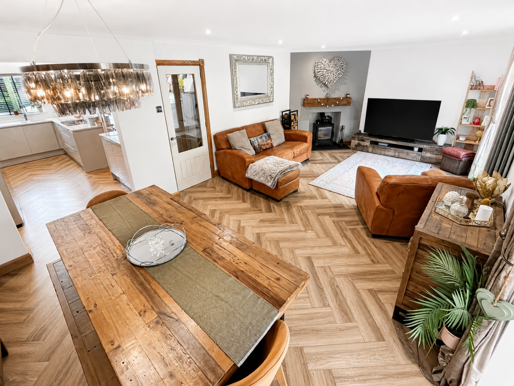 House in Llantwit Fardre, Upper Church Village - View 6