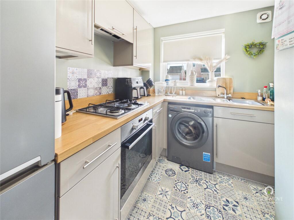 Buttercup Close, Shotton Colliery, Durham, DH6 photo 4