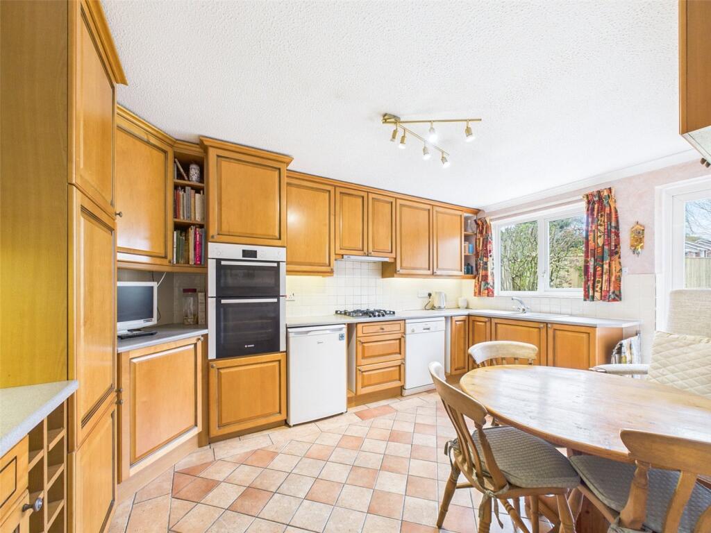 Betsy Lane, Bransgore, Christchurch, Dorset, BH23 photo 4