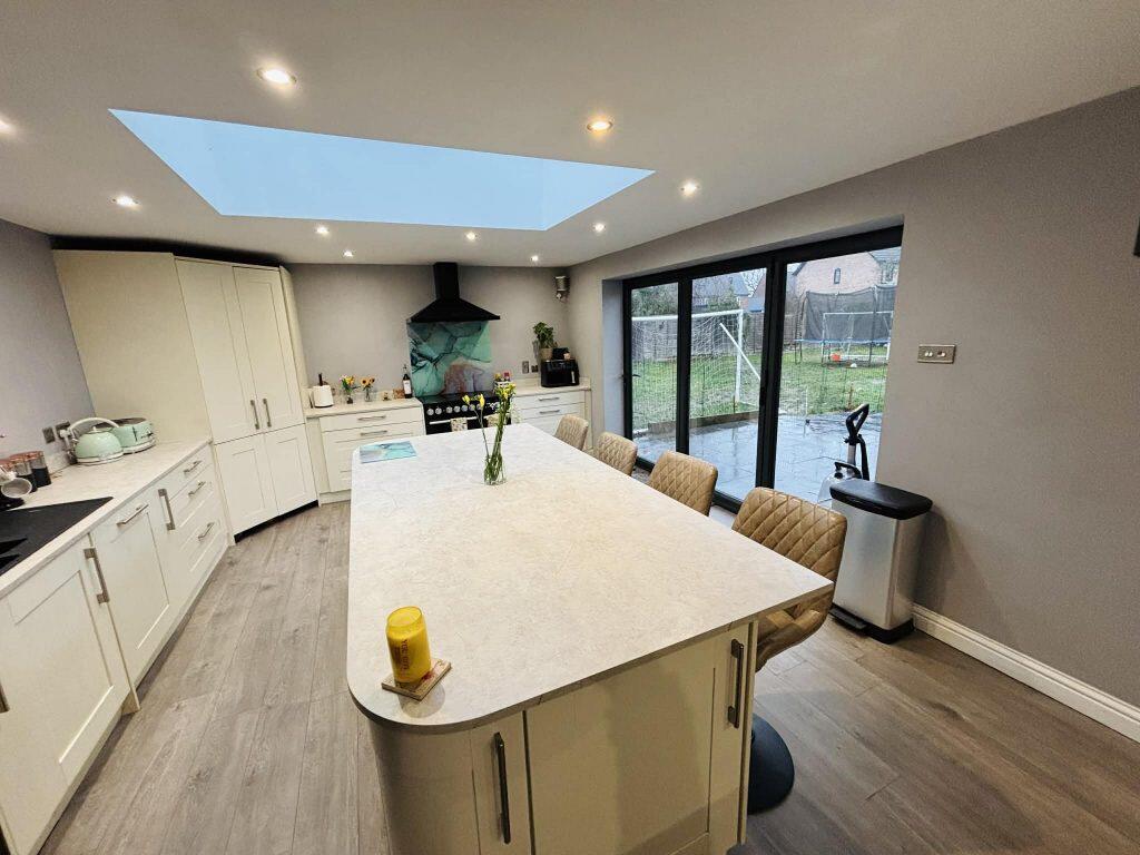 Main image of property: CURLEW CLOSE, THATCHAM