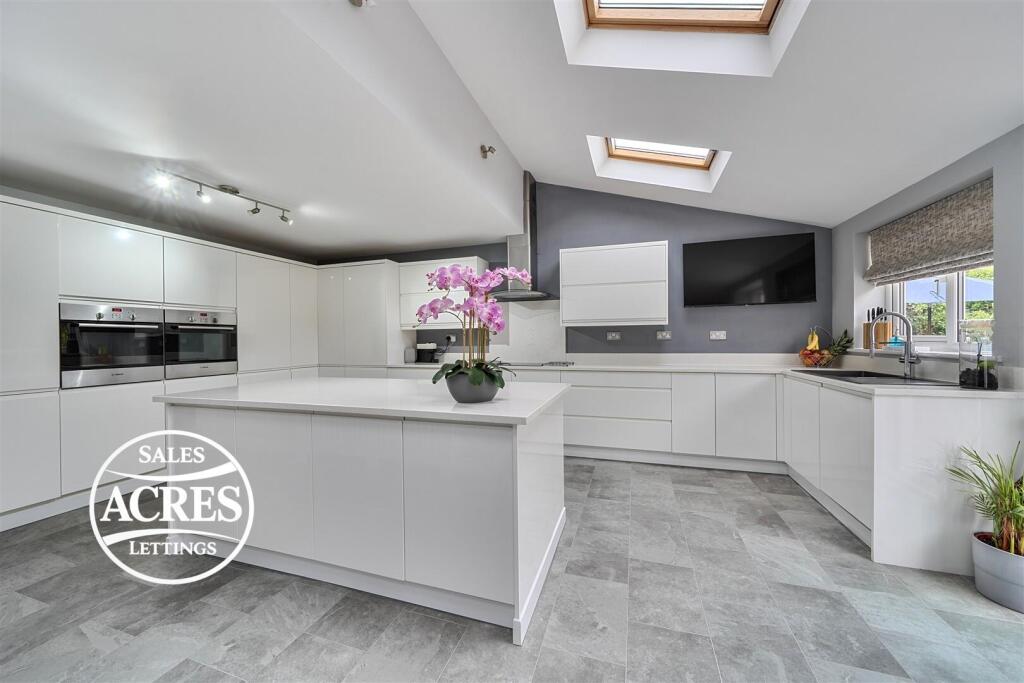 Kempson Avenue, Sutton Coldfield photo 4