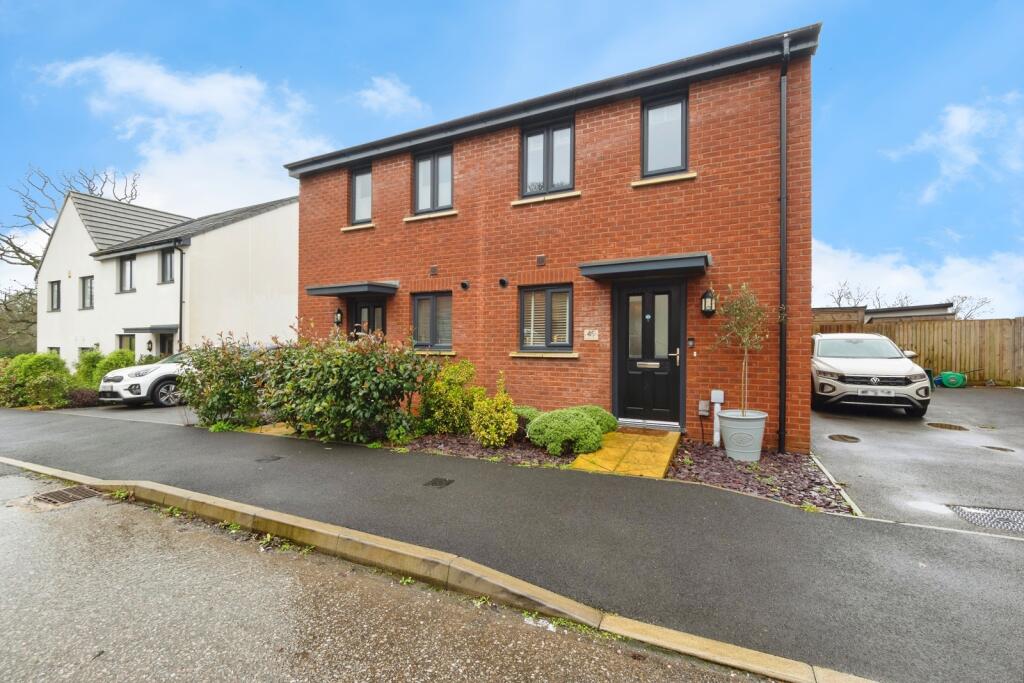 Main image of property: Mallow Place, Newton Abbot, Devon, TQ12