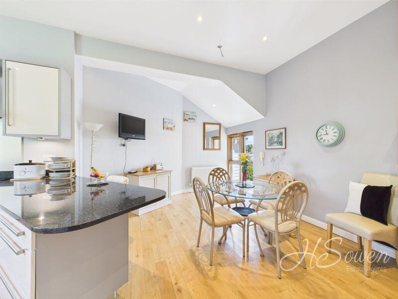 House in Torquay - View 4