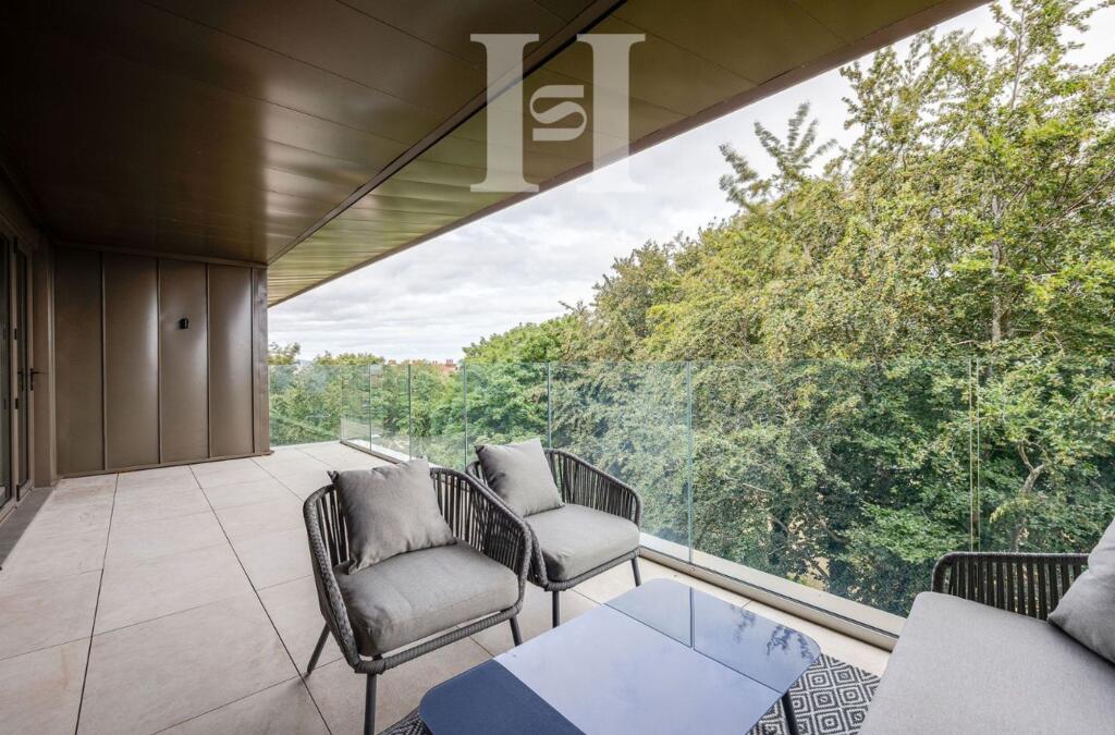 Main image of property: Dee Lane, West Kirby, CH48