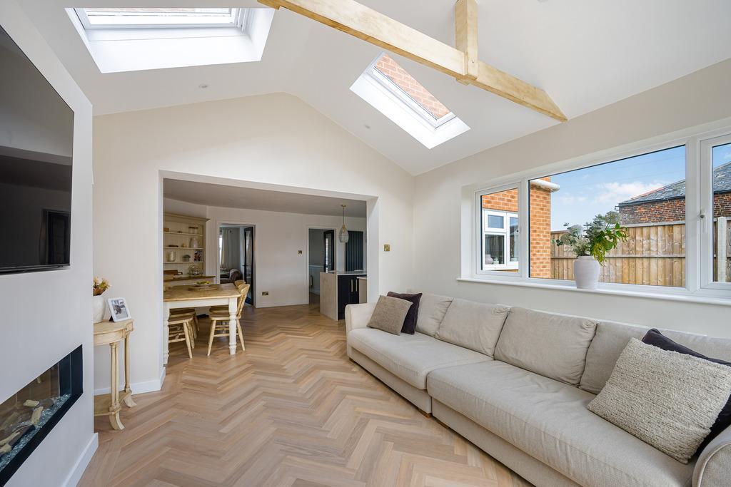 House in Peterborough - View 5