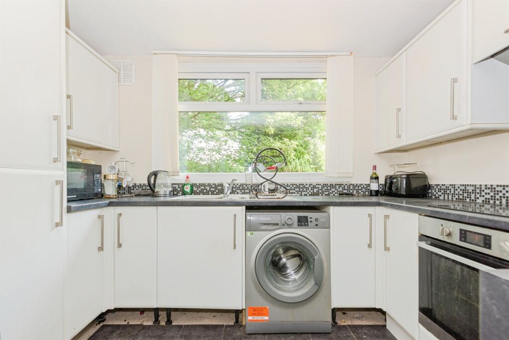 Additional image 5 of Pages Close, Sutton Coldfield