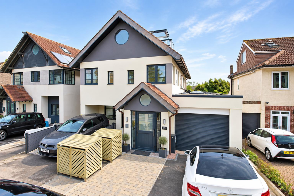 Main image of property: Generous apartment with great views on Arbutus Drive, BS9