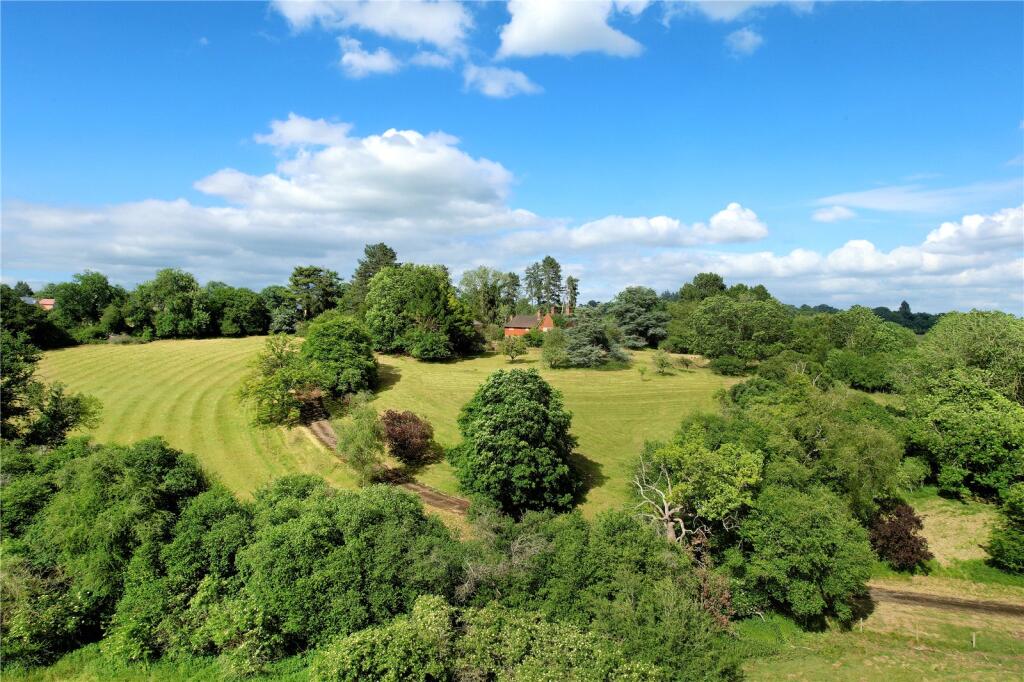 Main image of property: Harpsden Bottom, Harpsden, Henley-on-Thames, Oxfordshire, RG9
