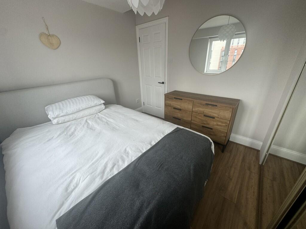 Apartment in Bristol - More